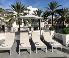 Next to the Historic Marbella-100m. from beach - Modern Nordic deco