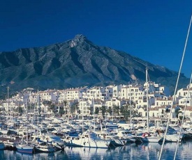 Puerto Banus 2 Bedrooms Apartment P2