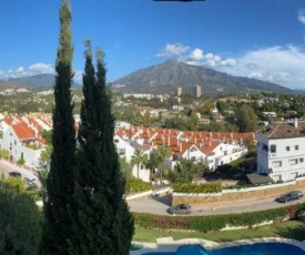 Room Puerto Banus- Marbella