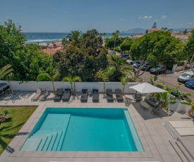 Villa Costabella Marbella at the beach