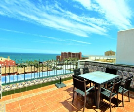 Lomas de Mena, 21 - Ático con vistas al mar - Piscina y Barbacoa - PARKING GRATIS - EXCELENTE CONEXIÓN WIFI